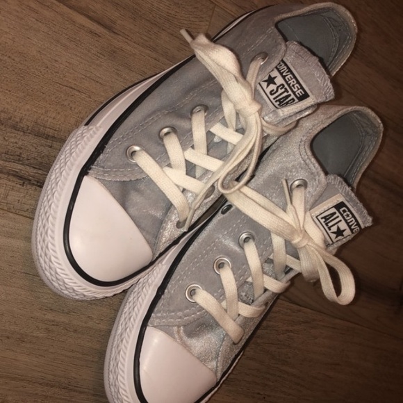 Converse - Picture 1 of 3